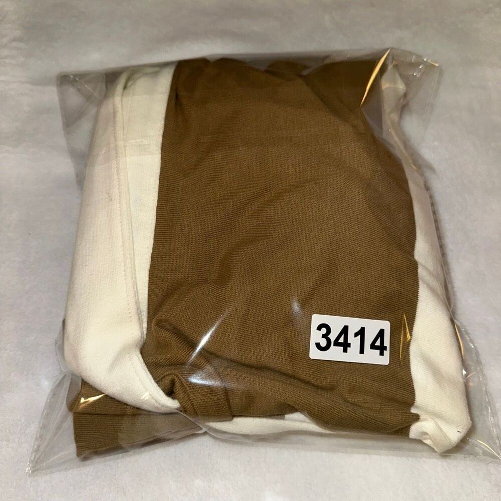 Lululemon Men’s Medium Long Sleeve Cotton Rugby Shirt Tan and Cream Stripes NWT - Picture 8 of 8